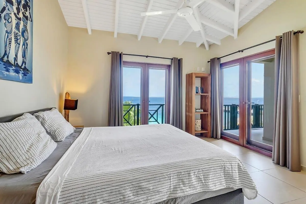 Penthouse On The Bay In Chachacha Beach Apartments Kralendijk